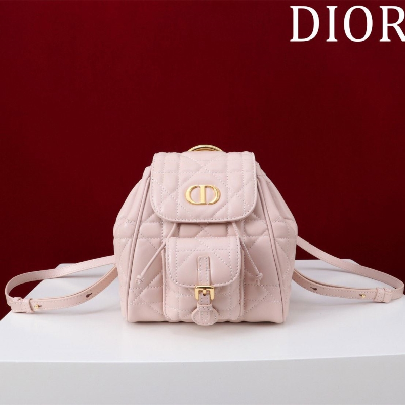 D*or backpacks